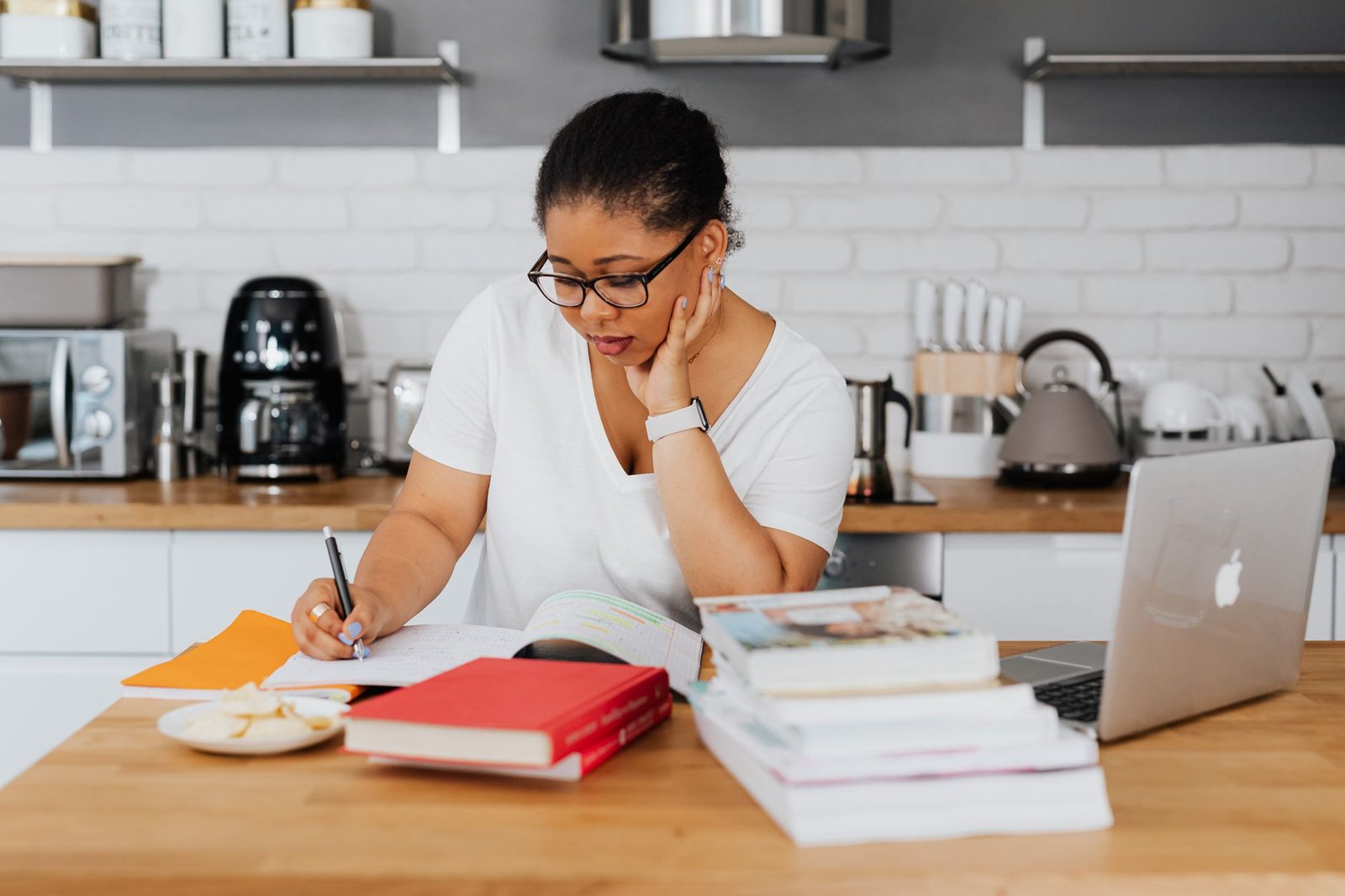 Surviving spouse studying online using Fry Scholarship education benefits